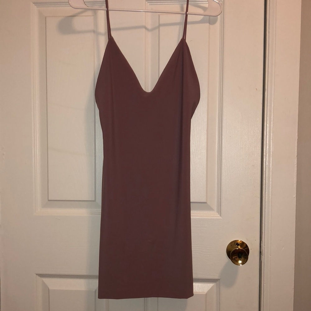 Right and elegant mauve bodycon dress